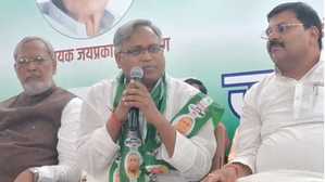 नीतीश कुमार से प्रभावित होकर जेडीयू में शामिल हुआ : रिटायर्ड आईएएस मनीष कुमार वर्मा नीतीश कुमार से प्रभावित होकर जेडीयू में शामिल हुआ : रिटायर्ड आईएएस मनीष कुमार वर्मा